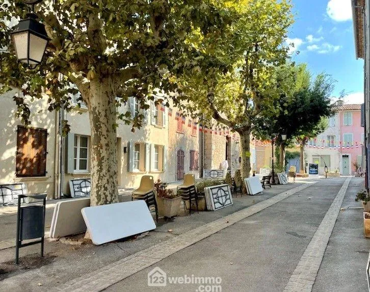 Bel appartement de 75m² à vendre à Le Plan de la Tour, entièrement rénové et calme 