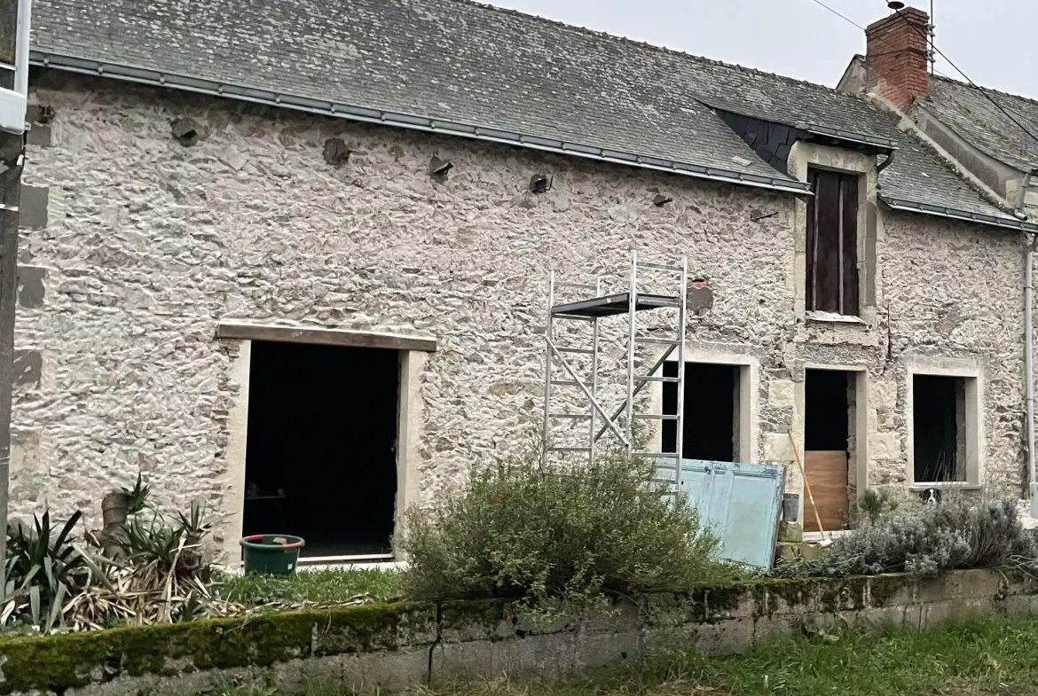 Longère à restaurer en bord de Loire avec grand terrain à Saint-Georges-sur-Loire 