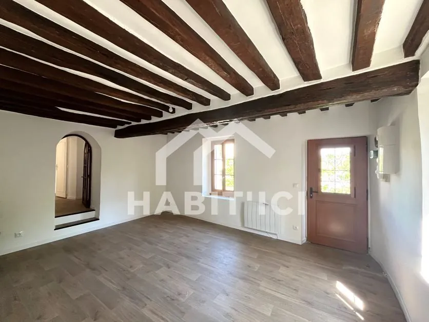Maison en pierre rénovée de 3 pièces à Labbéville proche de l’Isle-Adam 