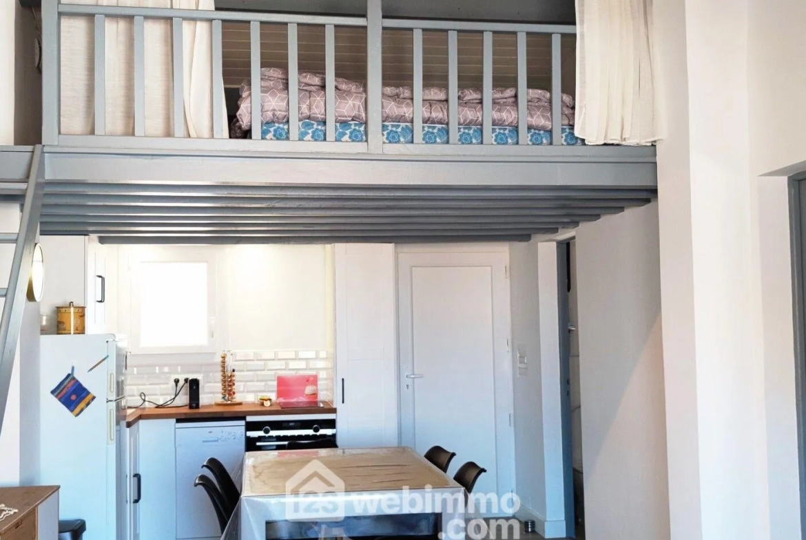 Appartement de 44 m² avec balcon à Saintes-Maries-de-la-Mer – Vue village 