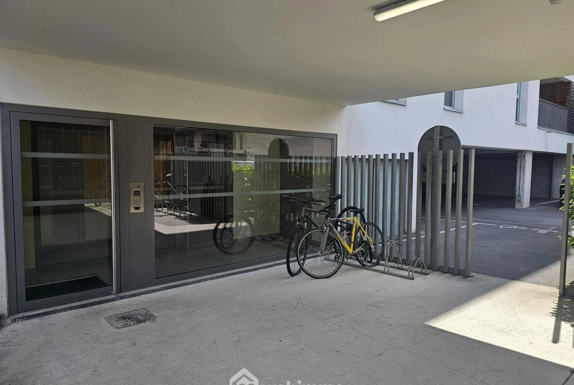 Appartement 2 pièces de 45 m² à Reims avec parking et loggia 