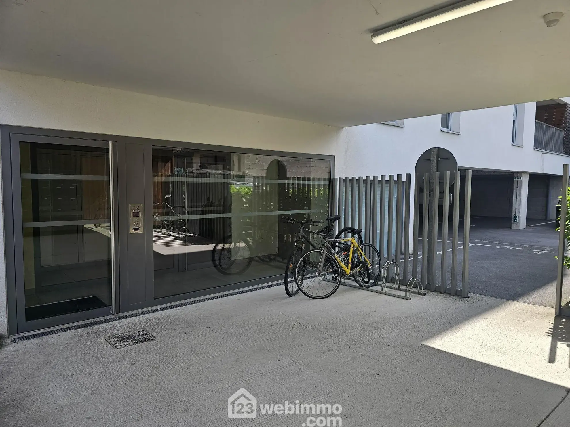 Appartement 2 pièces de 45 m² à Reims avec parking et loggia 