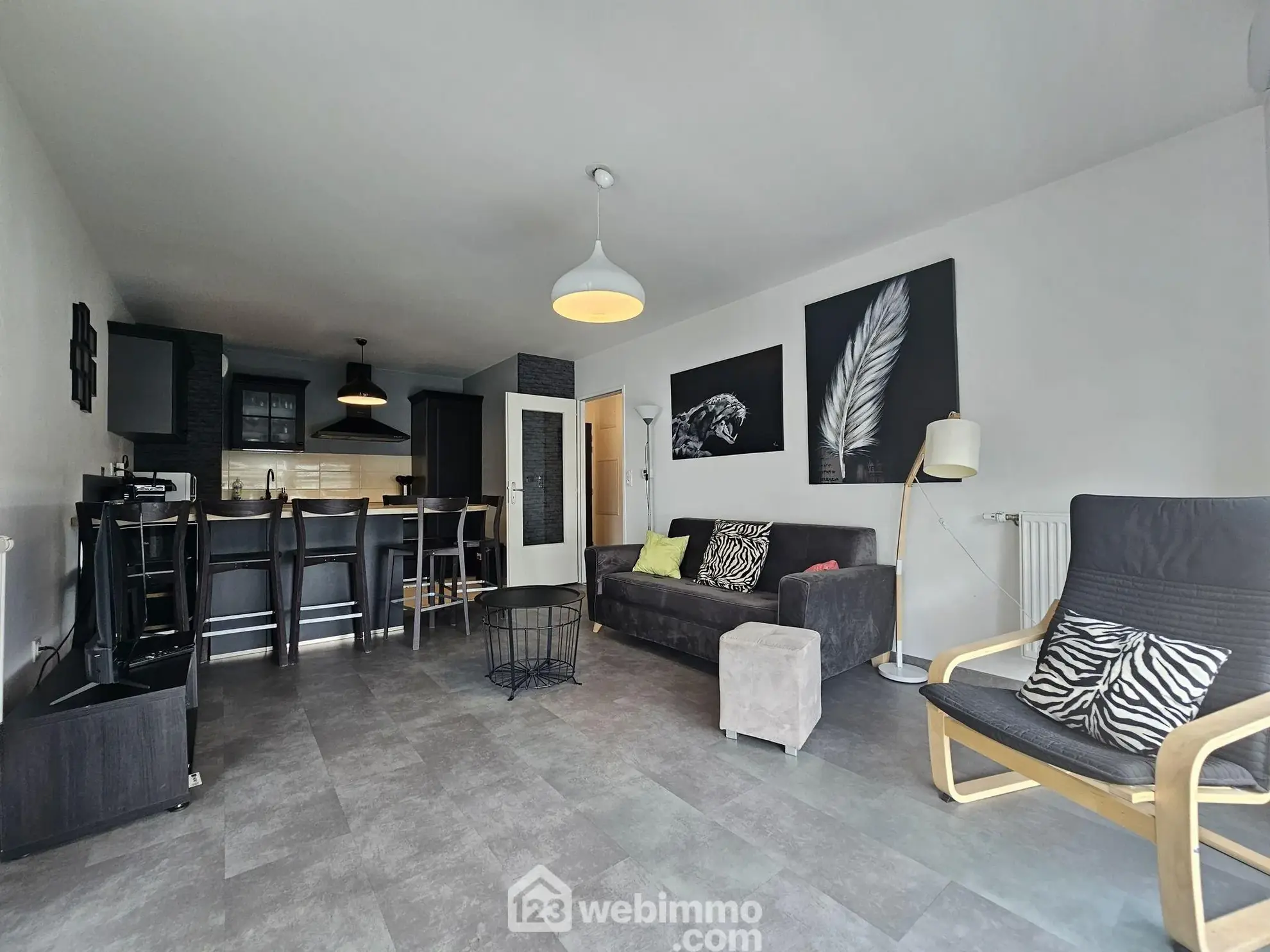 Appartement 2 pièces de 45 m² à Reims avec parking et loggia 
