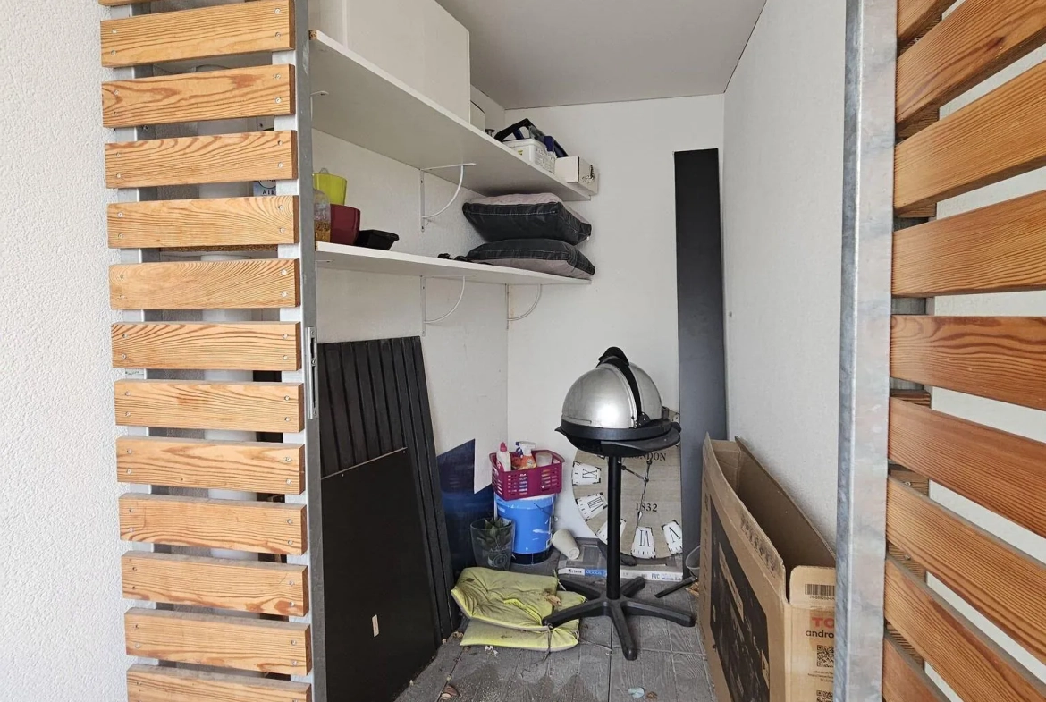 Appartement 2 pièces de 45 m² à Reims avec parking et loggia 