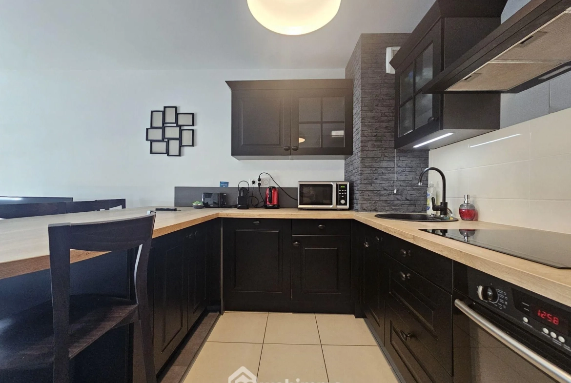 Appartement 2 pièces de 45 m² à Reims avec parking et loggia 