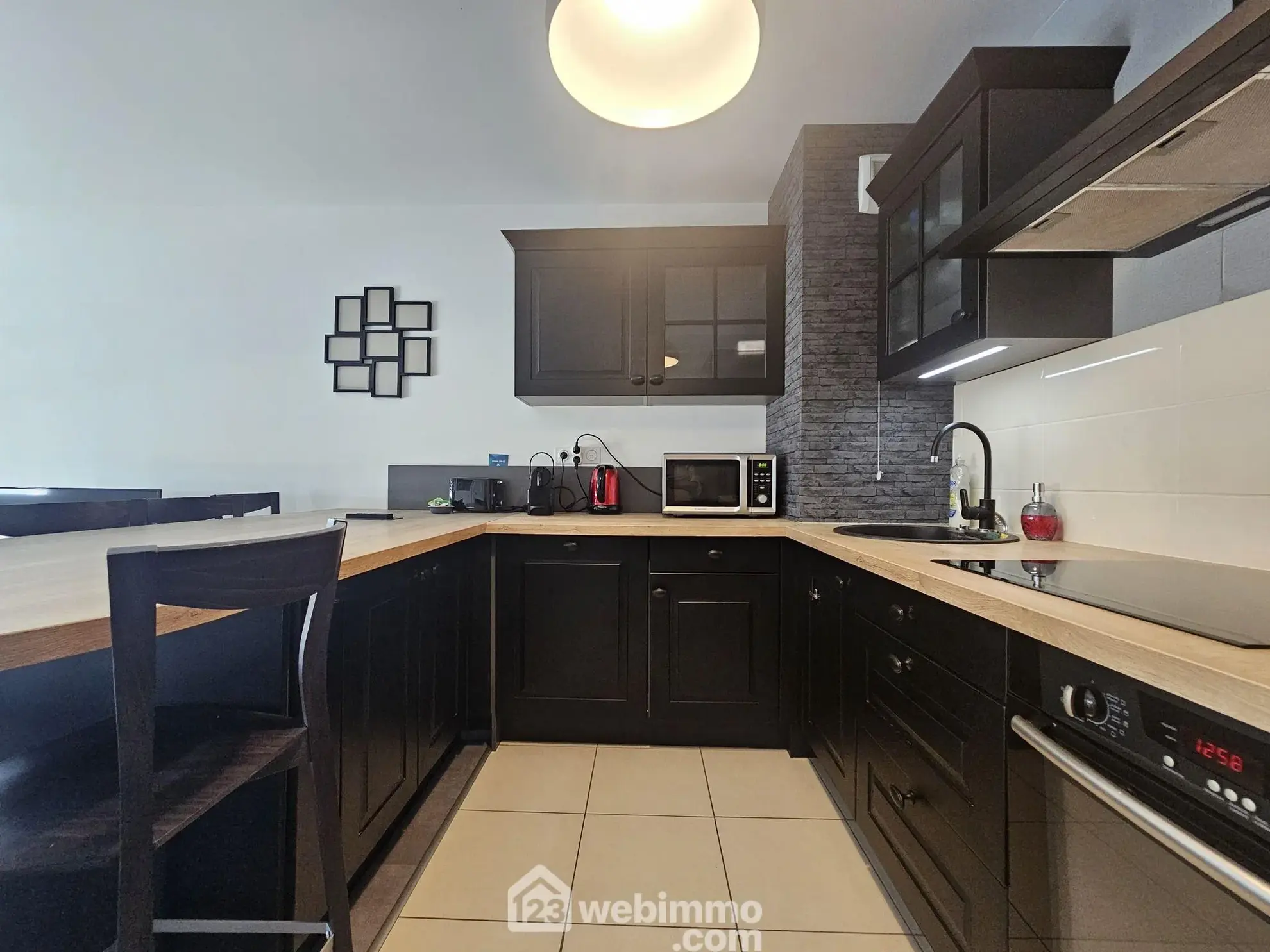 Appartement 2 pièces de 45 m² à Reims avec parking et loggia 
