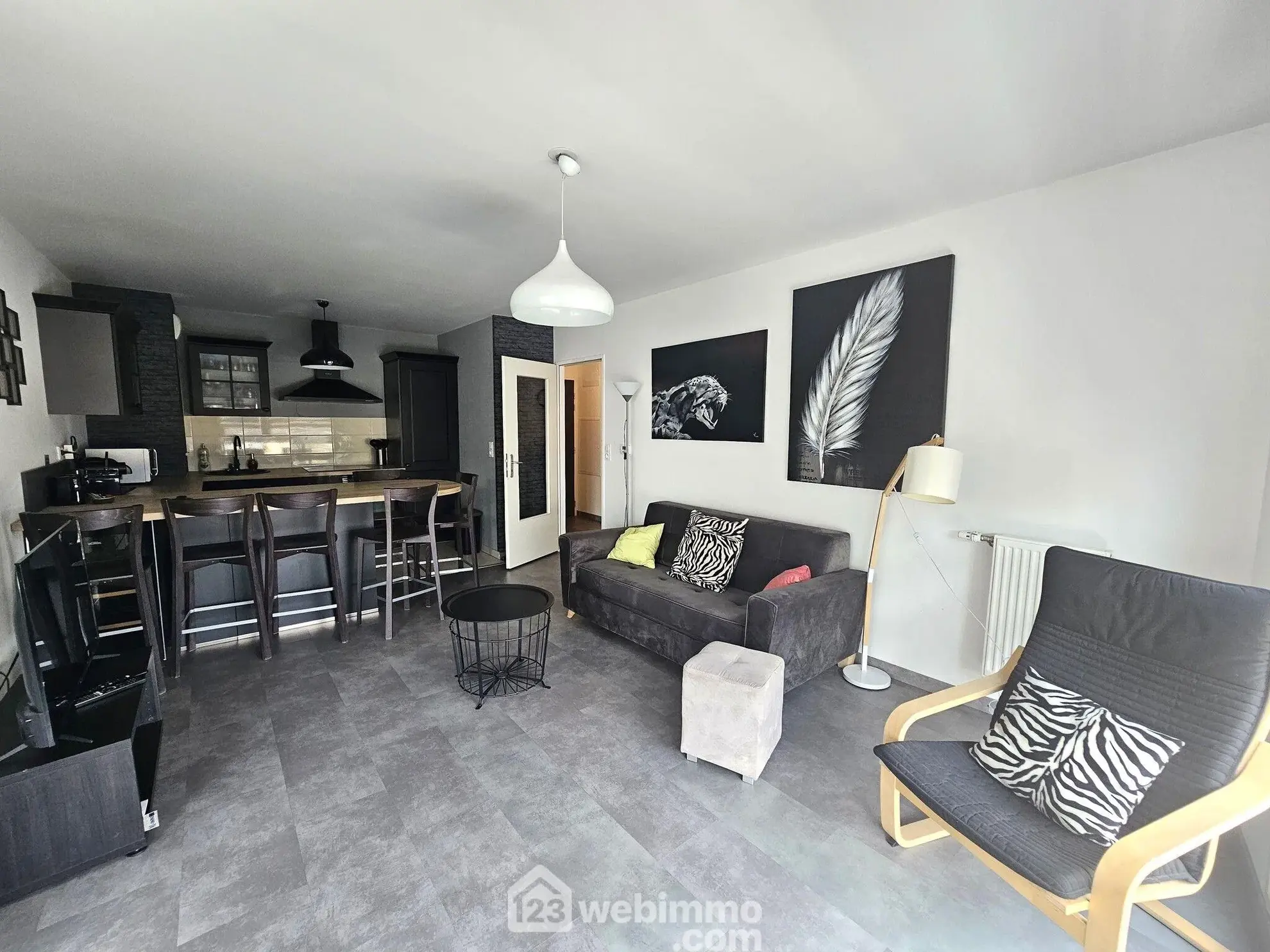 Appartement 2 pièces de 45 m² à Reims avec parking et loggia 