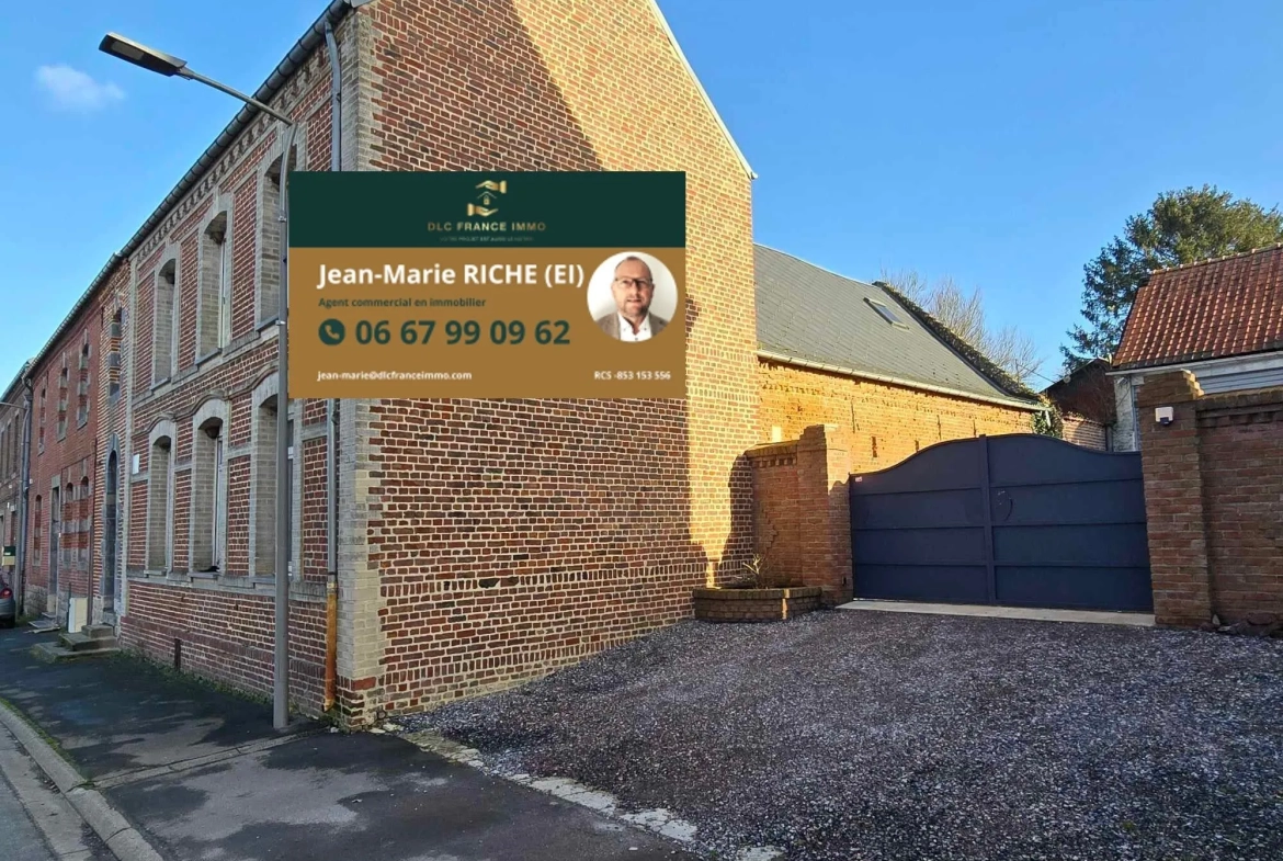 Grande maison mitoyenne à Bazuel avec terrain et dépendance – Projet de rénovation à 66 000 € 