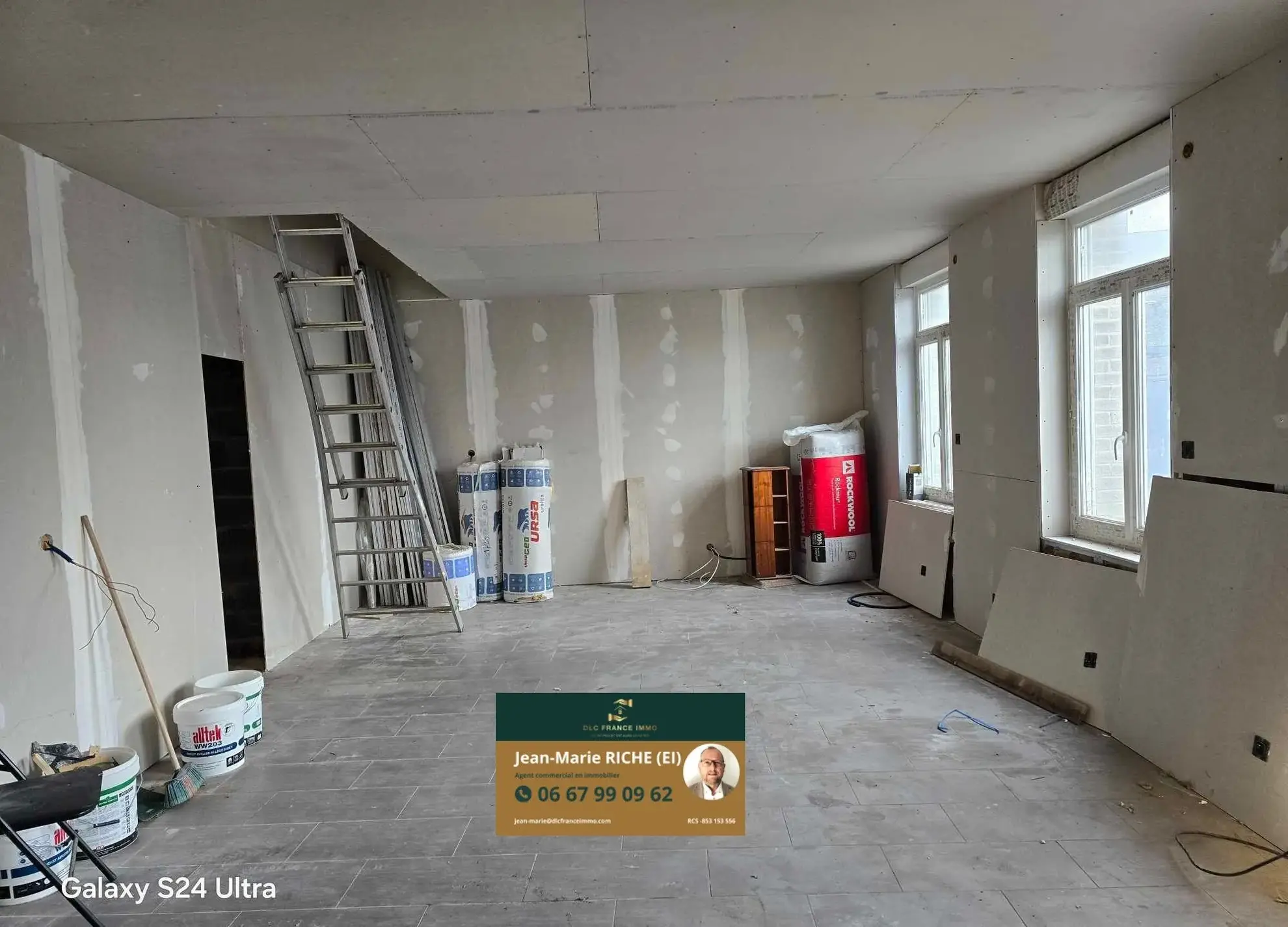 Grande maison mitoyenne à Bazuel avec terrain et dépendance – Projet de rénovation à 66 000 € 