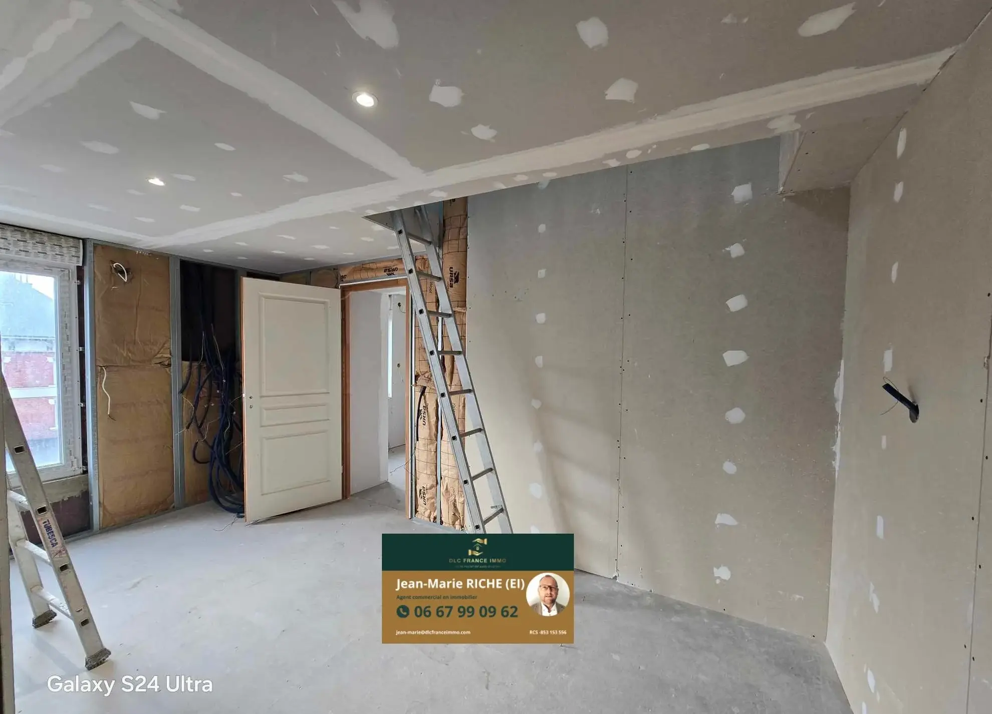 Grande maison mitoyenne à Bazuel avec terrain et dépendance – Projet de rénovation à 66 000 € 
