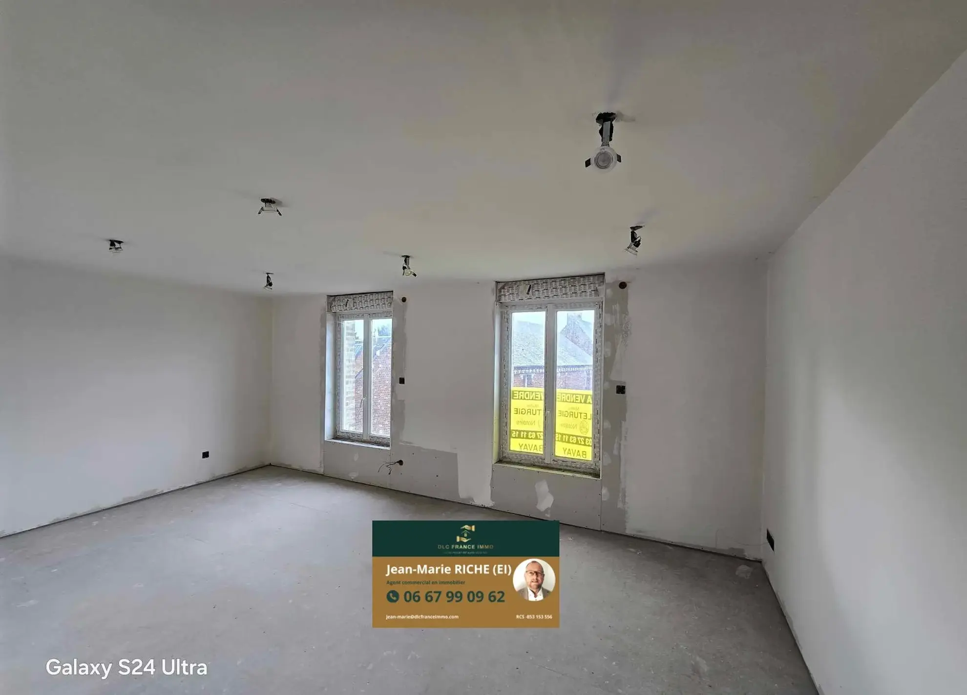 Grande maison mitoyenne à Bazuel avec terrain et dépendance – Projet de rénovation à 66 000 € 