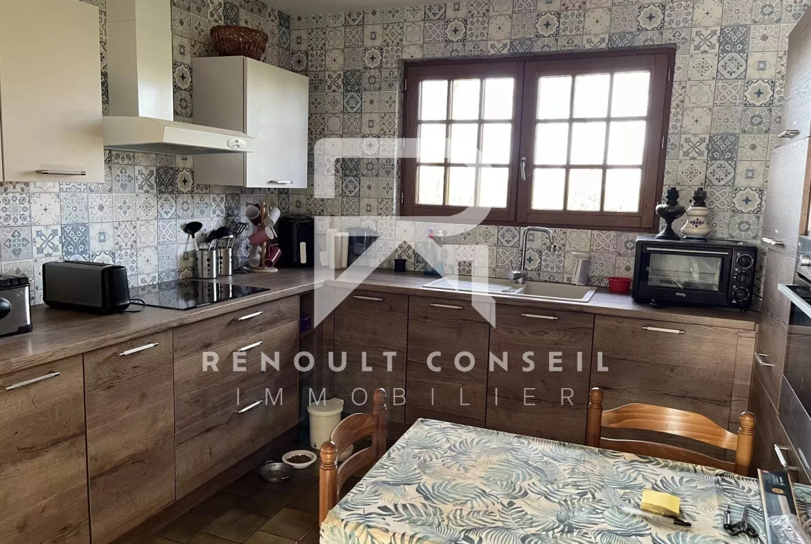 Maison individuelle avec grand terrain et sous-sol à Clères 
