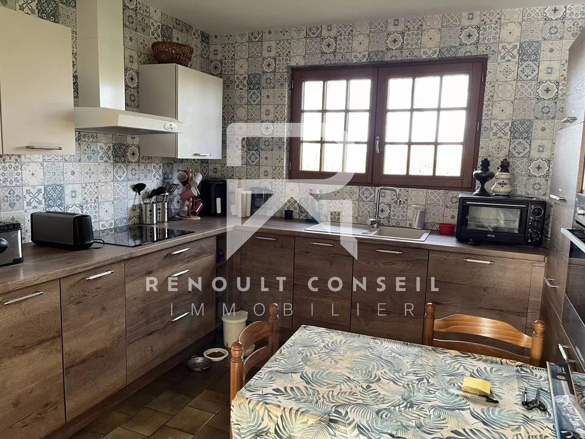 Maison individuelle avec grand terrain et sous-sol à Clères 