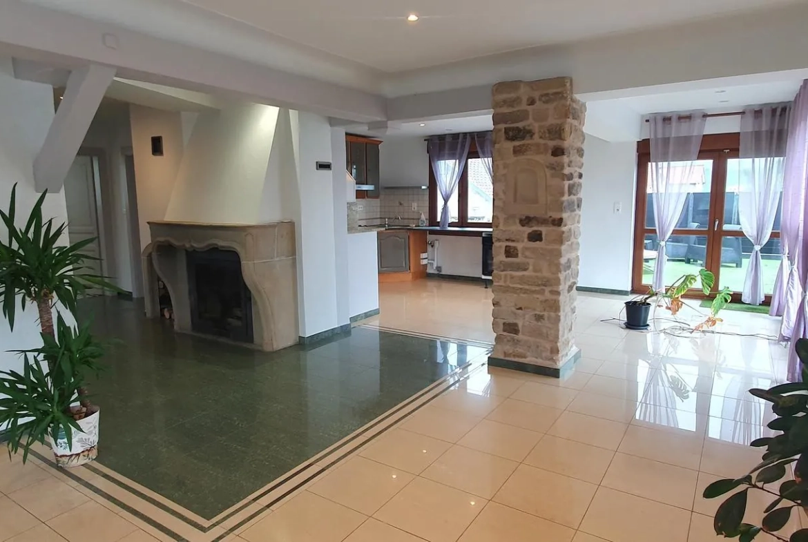 Maison rénovée avec 2 logements et jardin à Fontenay - Idéal investisseurs et familles 