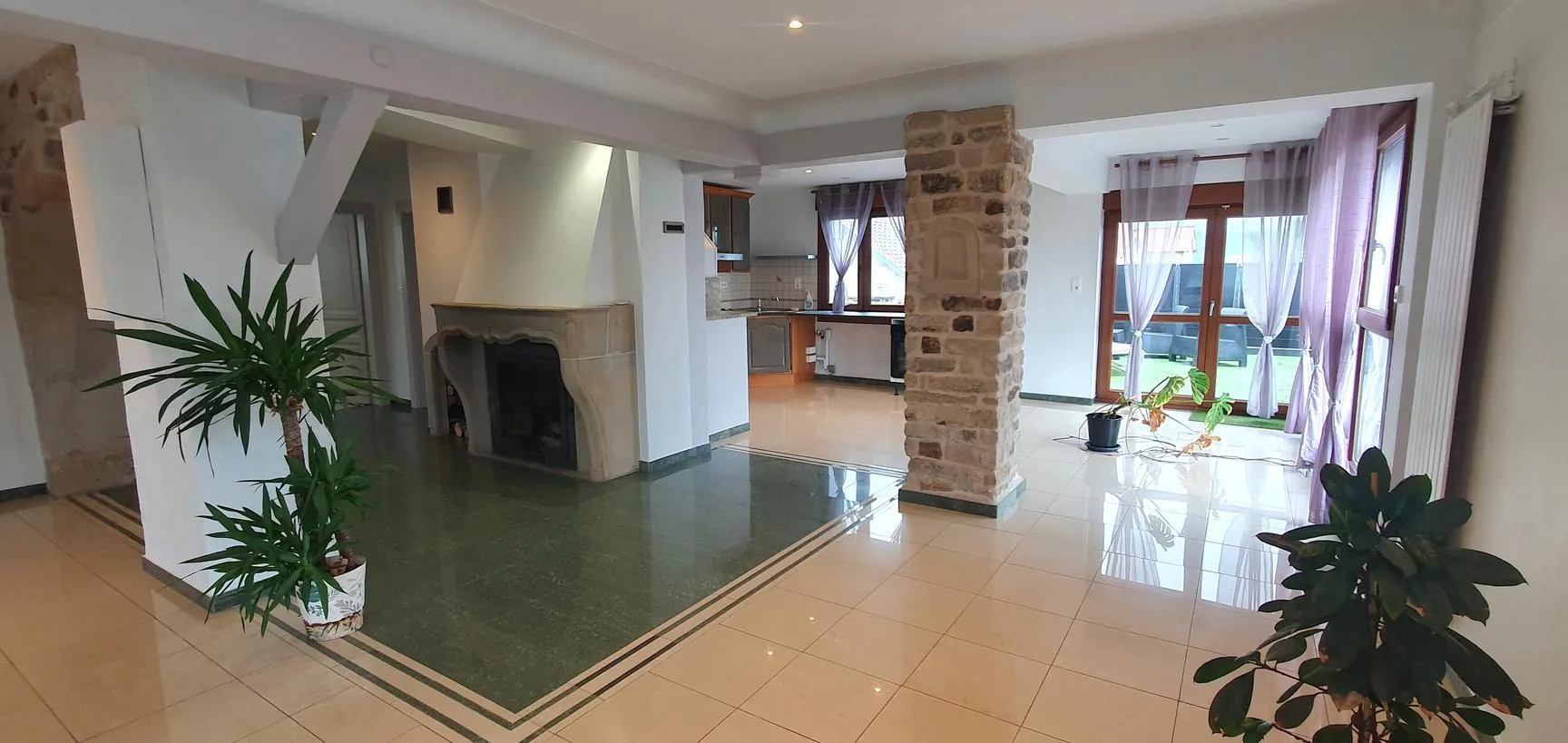 Maison rénovée avec 2 logements et jardin à Fontenay - Idéal investisseurs et familles 