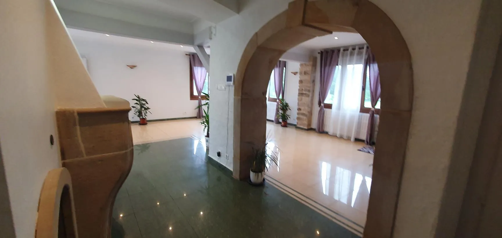 Maison rénovée avec 2 logements et jardin à Fontenay - Idéal investisseurs et familles 