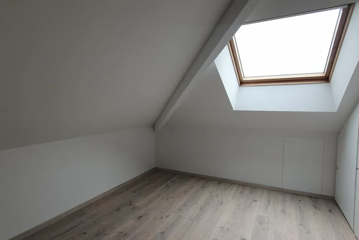 Maison rénovée avec 2 logements et jardin à Fontenay - Idéal investisseurs et familles 
