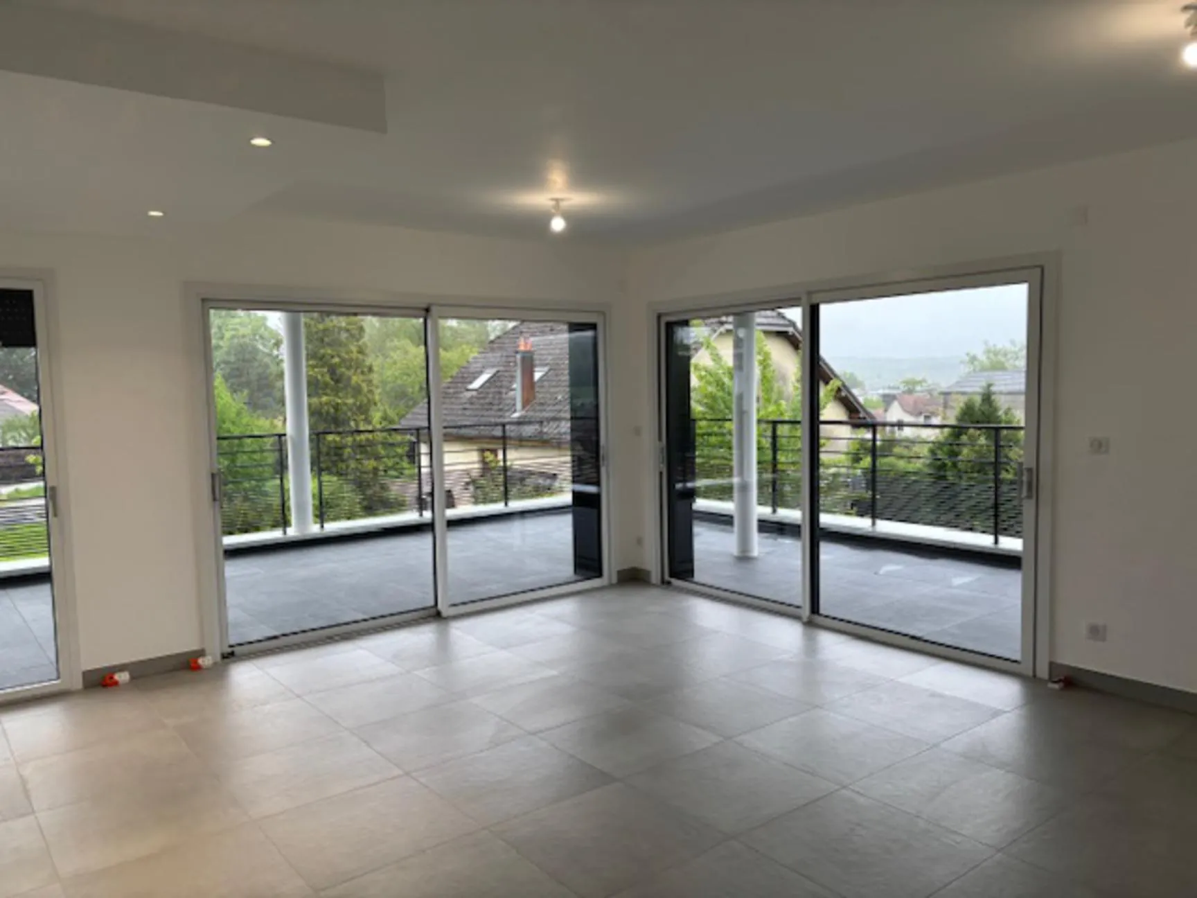 Vente d'un appartement de standing à Chaumousey - 32m² avec garage et terrasse 