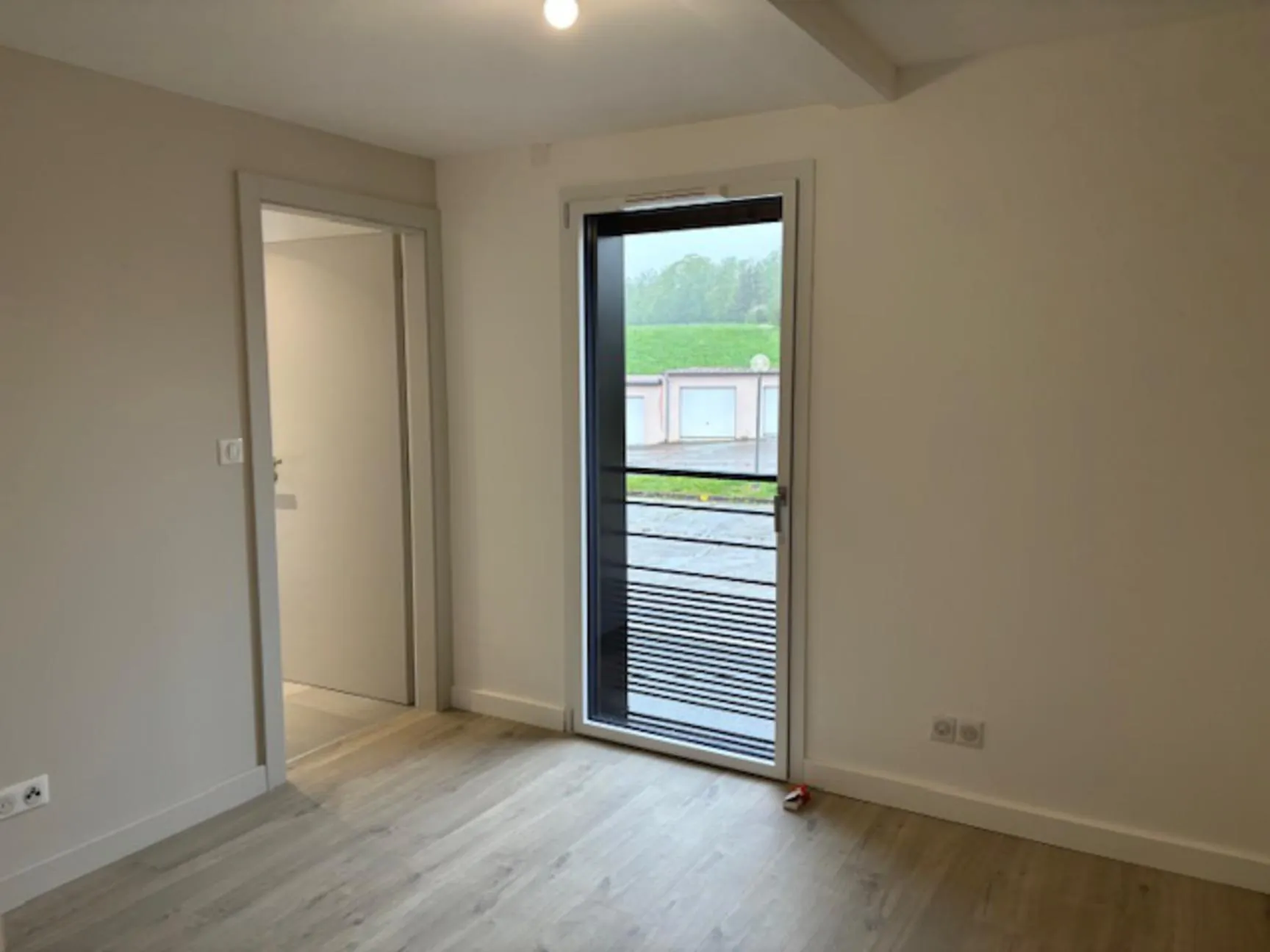 Vente d'un appartement de standing à Chaumousey - 32m² avec garage et terrasse 