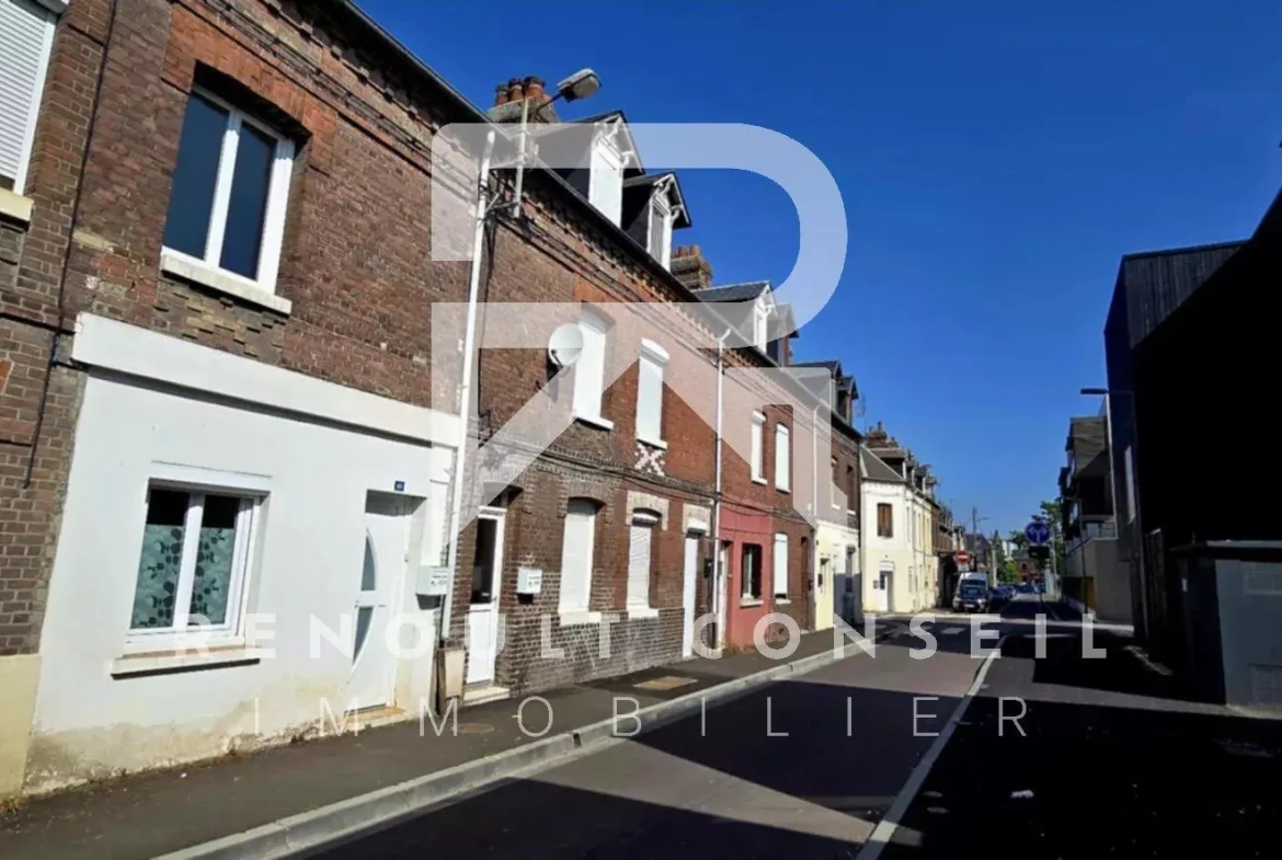 Maison de ville de 64 m² à Petit-Quevilly avec terrasse et potentiel locatif 