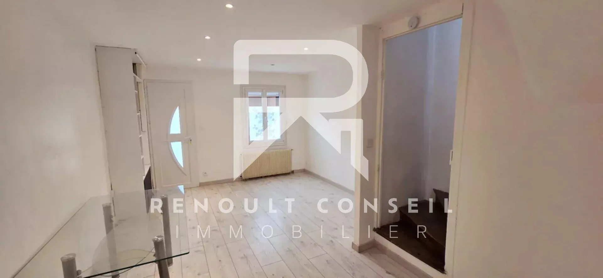 Maison de ville de 64 m² à Petit-Quevilly avec terrasse et potentiel locatif 