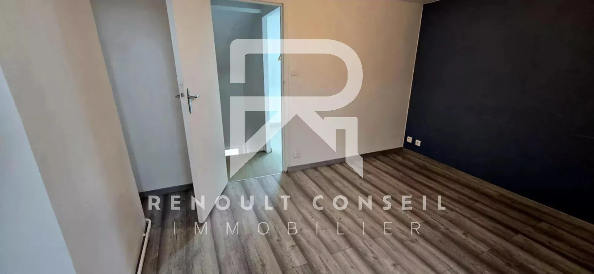 Maison de ville de 64 m² à Petit-Quevilly avec terrasse et potentiel locatif 