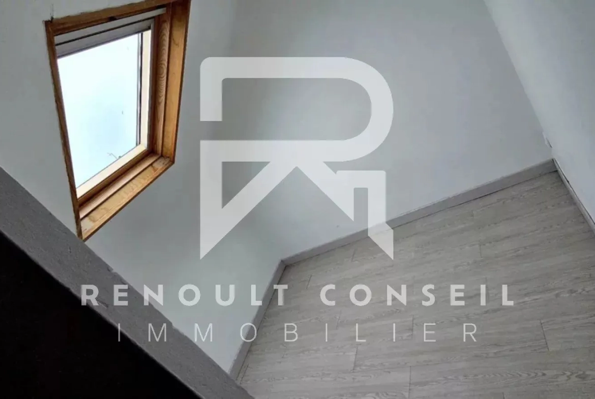 Maison de ville de 64 m² à Petit-Quevilly avec terrasse et potentiel locatif 