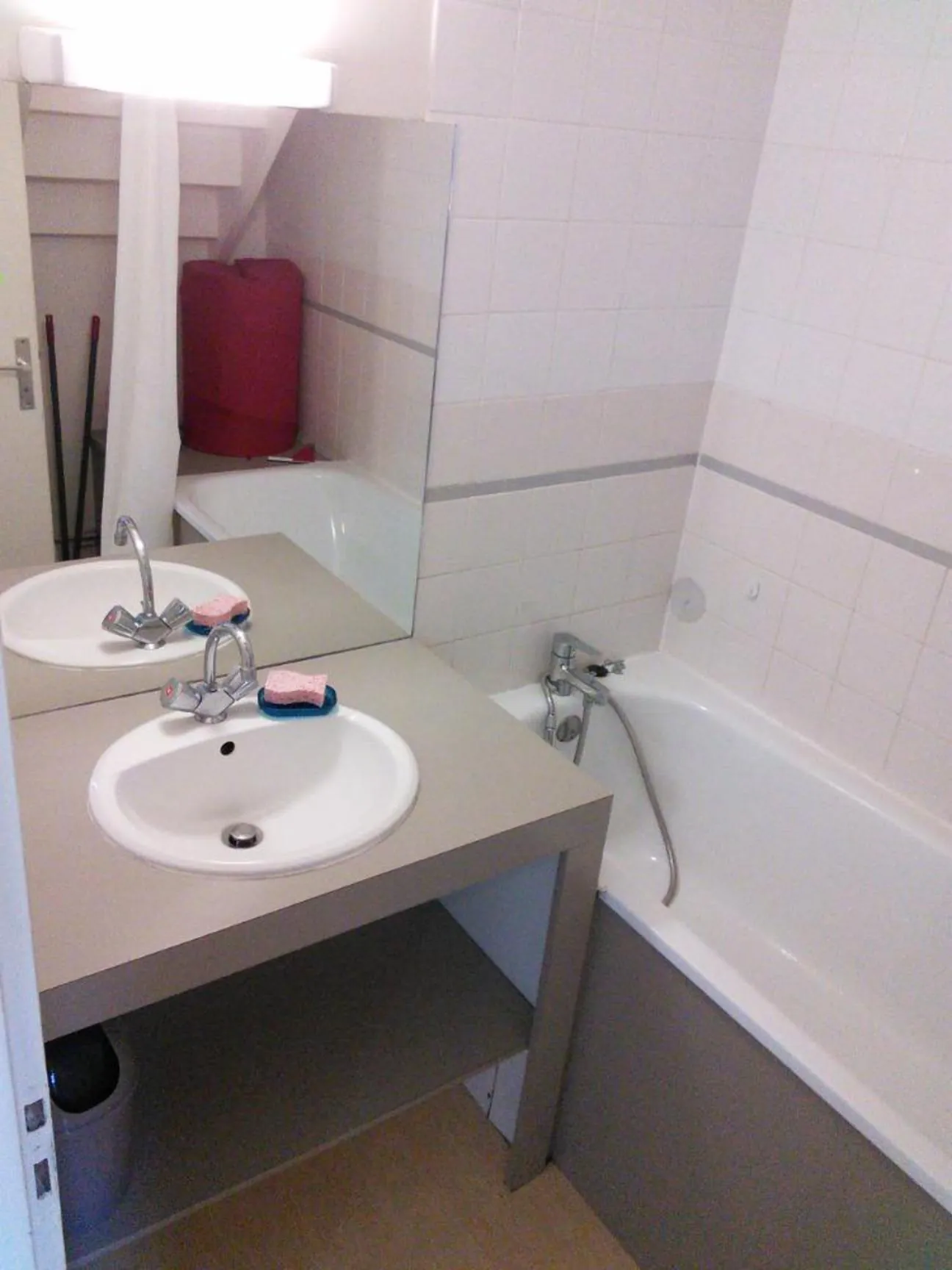 Appartement T1 Duplex à Grenoble Rue Colbert, 26.87 m², idéal investissement 