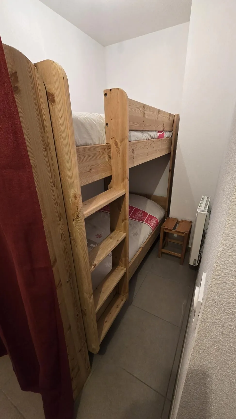 Appartement 2 pièces à vendre à Auris-en-Oisans avec terrasse et vue dégagée 