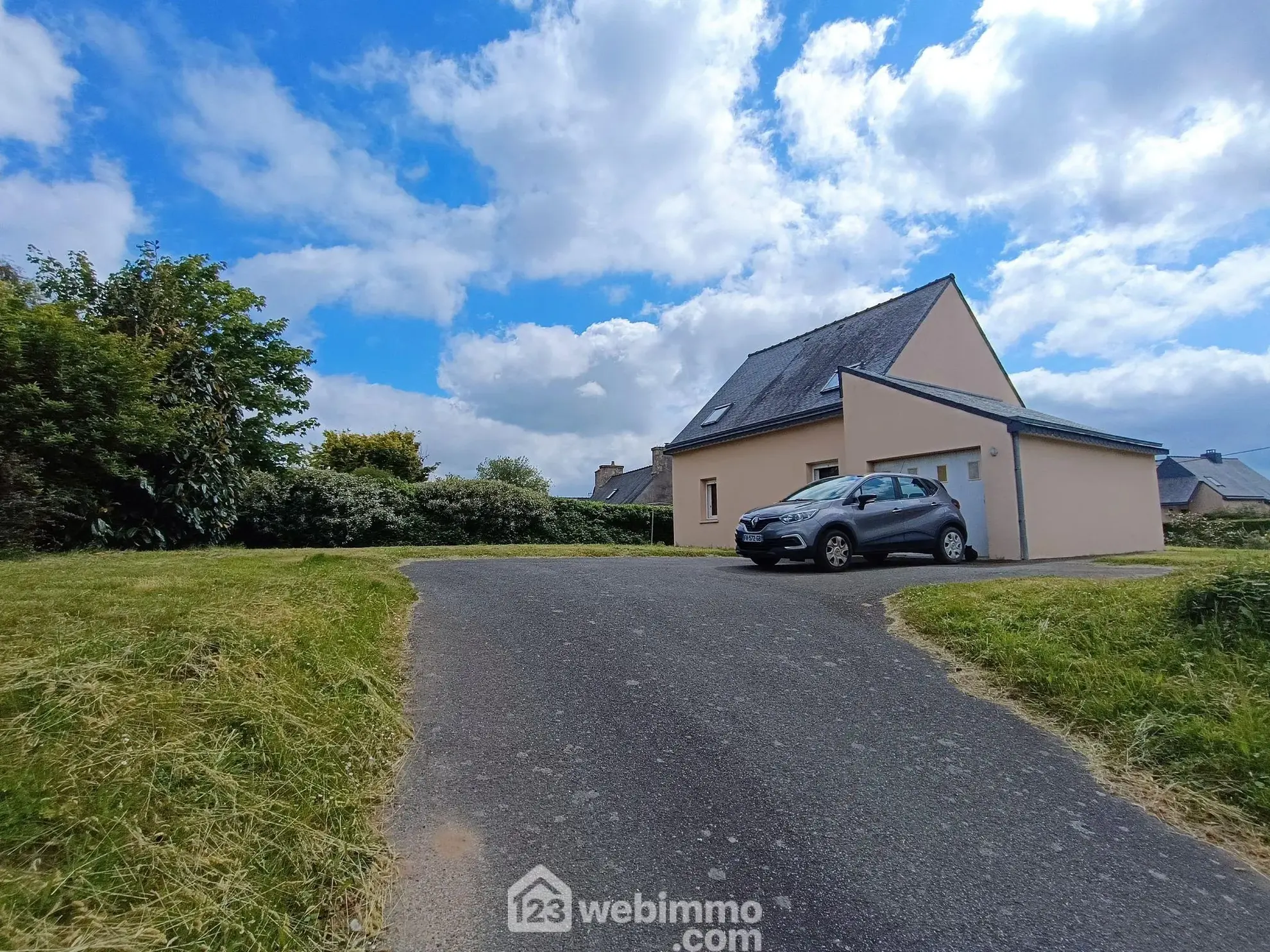 Maison de 74m² à Camlez avec locataire en place - Opportunité d'investissement 