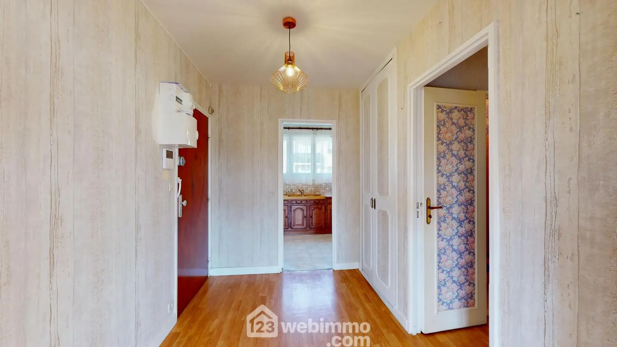 Appartement lumineux de 75m² avec balcon et garage à Margny-lès-Compiègne 