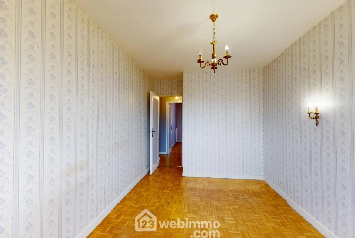 Appartement lumineux de 75m² avec balcon et garage à Margny-lès-Compiègne 