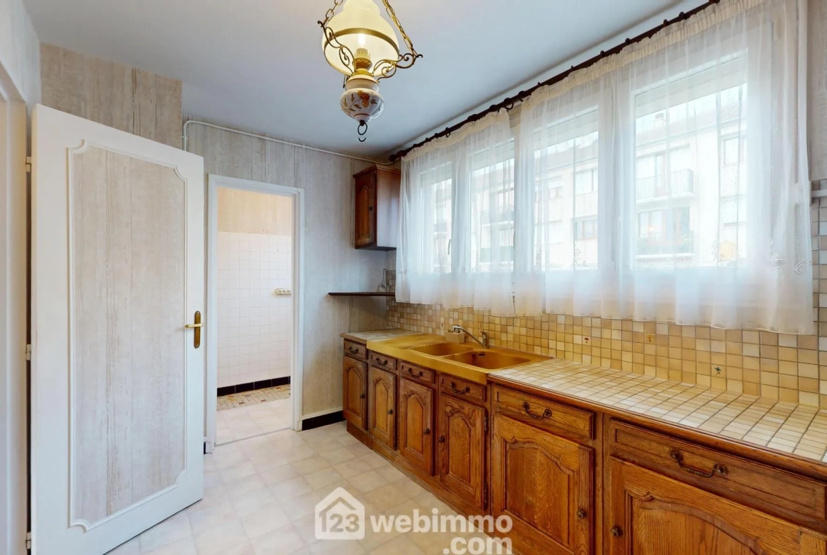 Appartement lumineux de 75m² avec balcon et garage à Margny-lès-Compiègne 