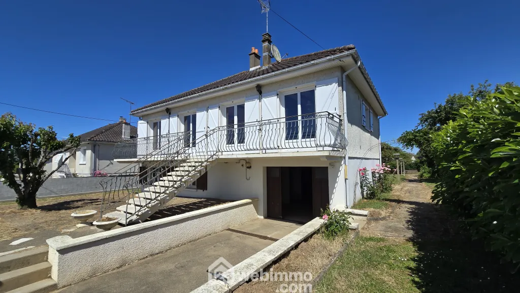 Maison familiale de 131 m2 à Mazerolles avec sous-sol et terrain clos 