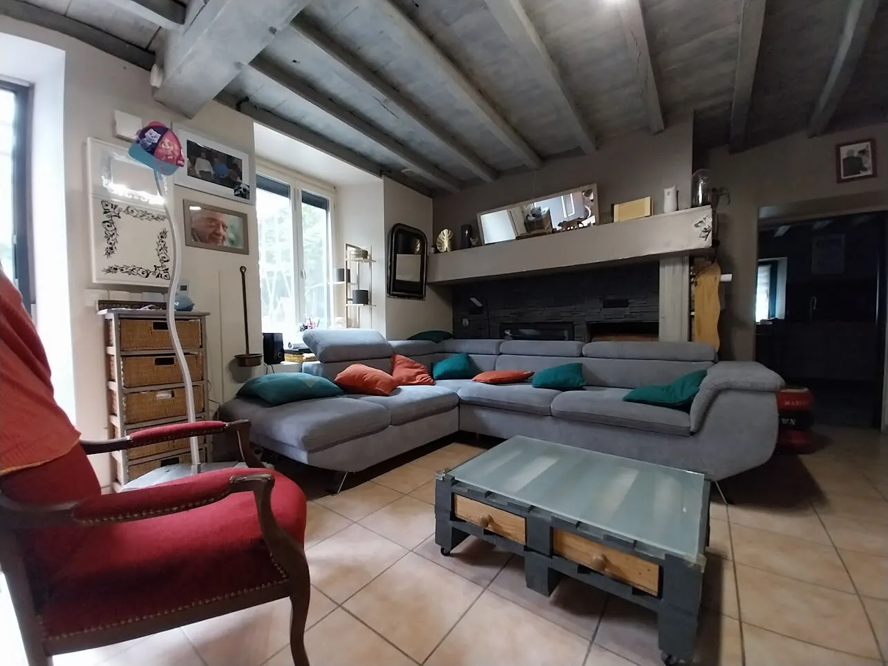 Maison chaleureuse de 145m² à Haut de Bosdarros avec jardin et dépendances 