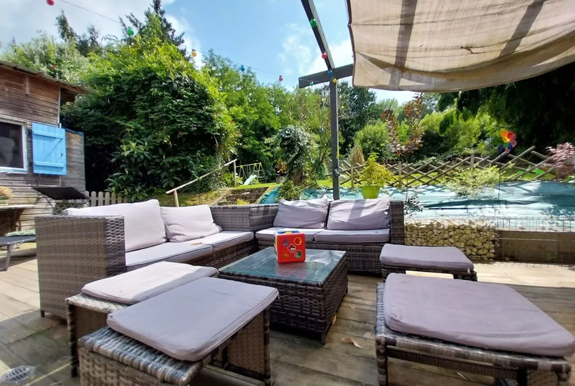 Maison chaleureuse de 145m² à Haut de Bosdarros avec jardin et dépendances 