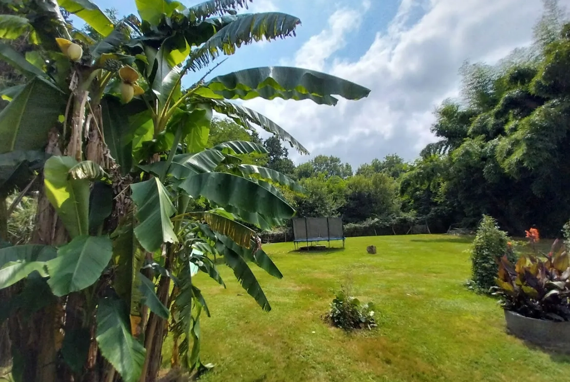 Maison chaleureuse de 145m² à Haut de Bosdarros avec jardin et dépendances 