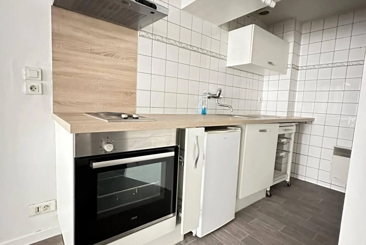 Maison de ville à vendre à Laon 52m² avec cave et grenier aménageable 