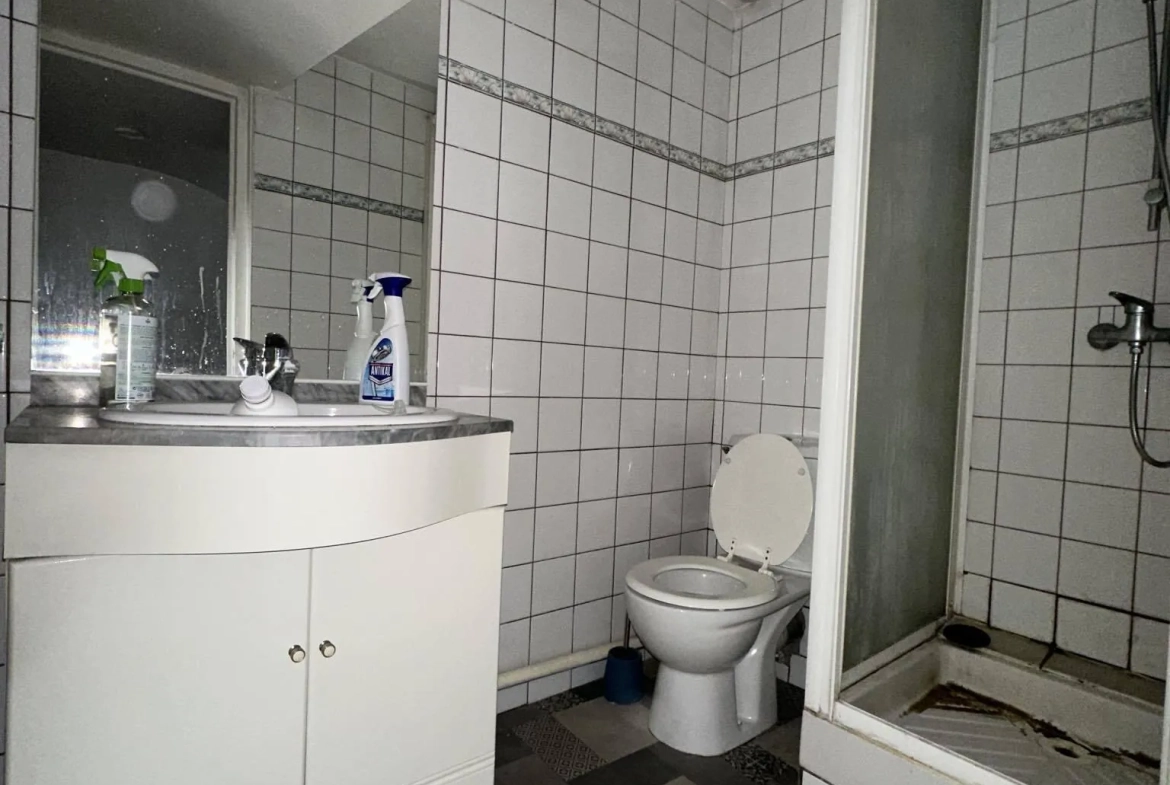 Maison de ville à vendre à Laon 52m² avec cave et grenier aménageable 
