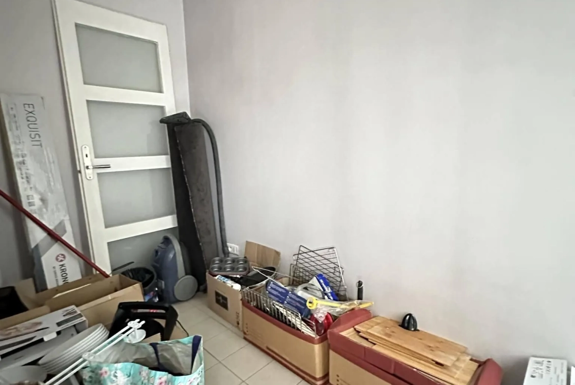Maison de ville à vendre à Laon 52m² avec cave et grenier aménageable 
