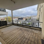Appartement T5 avec terrasse, garage et ascenseur à Golbey - Prix 218 000 €