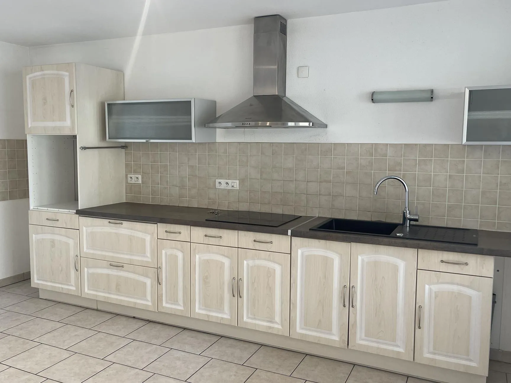 Appartement T5 avec terrasse, garage et ascenseur à Golbey - Prix 218 000 € 