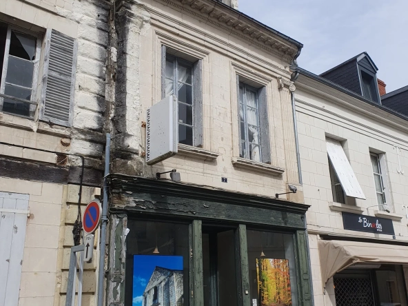 Immeuble à vendre à Valençay - Opportunité de restauration et investissement