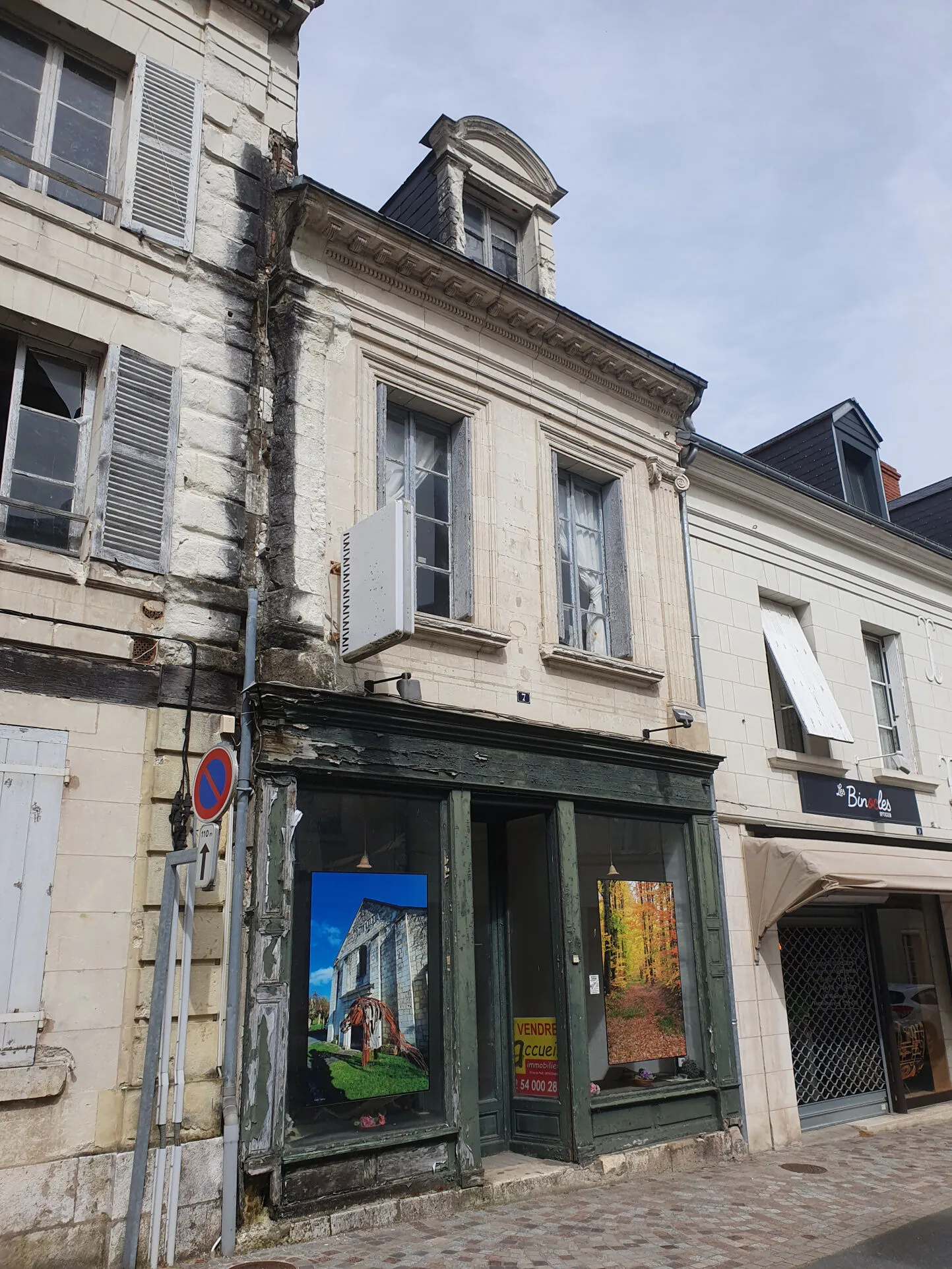 Immeuble à vendre à Valençay - Opportunité de restauration et investissement 