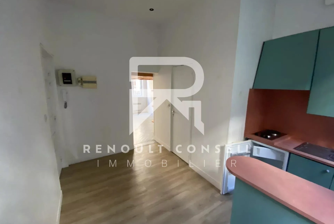 Charmant T1 de 28 m² à Rouen, proximité place Cauchoise, idéal investisseur 
