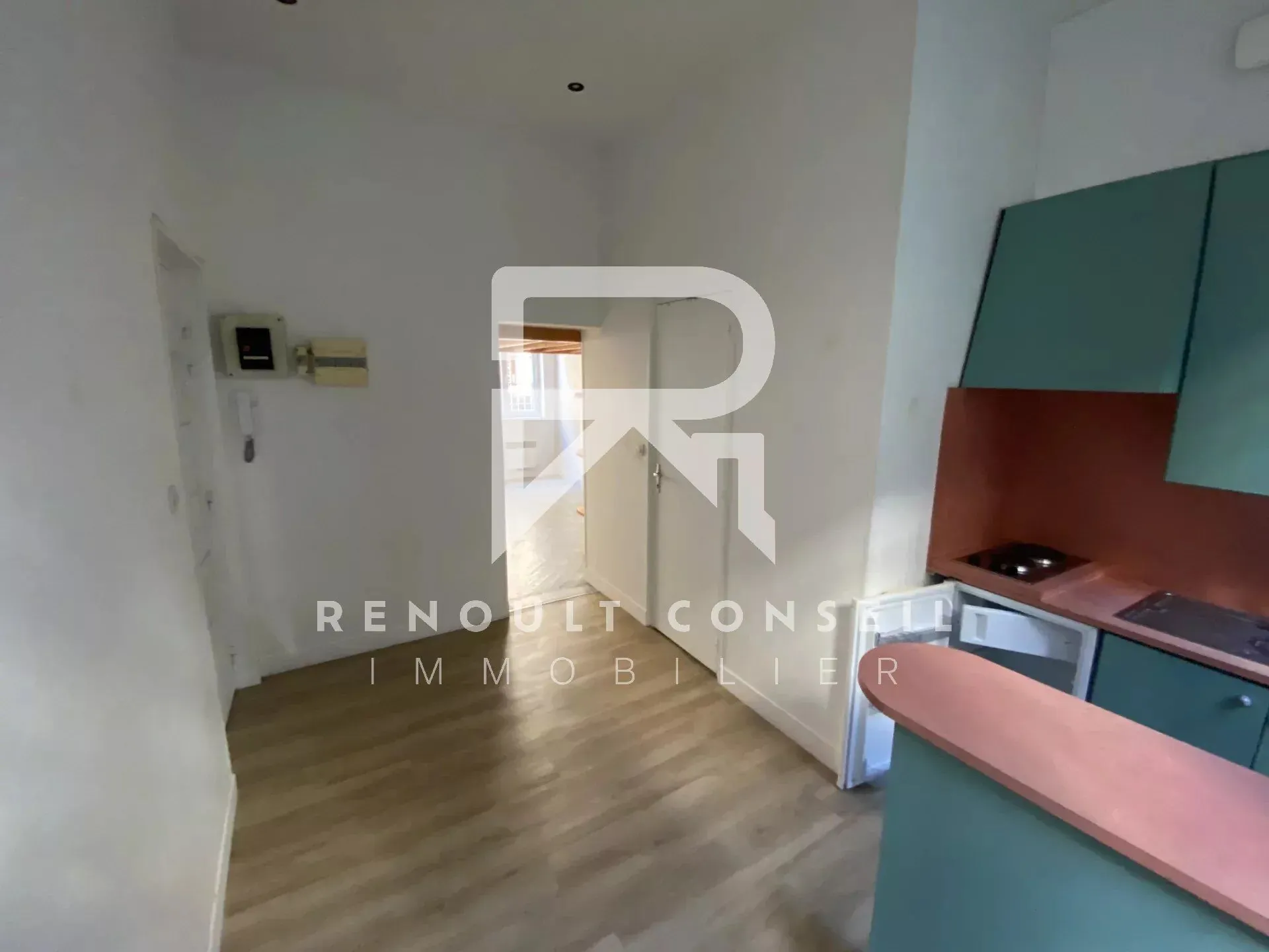 Charmant T1 de 28 m² à Rouen, proximité place Cauchoise, idéal investisseur 