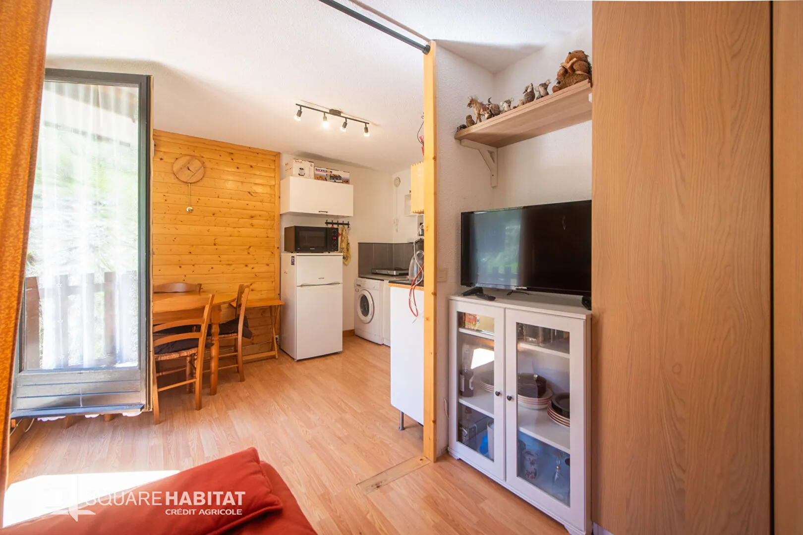 Appartement rénové de 23 m² avec balcon et cellier à Vars, proche télésièges Sainte-Marie 