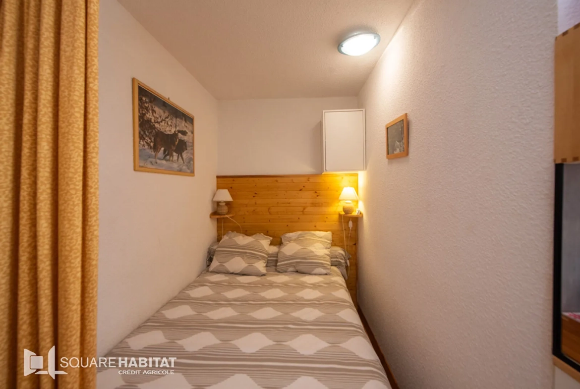 Appartement rénové de 23 m² avec balcon et cellier à Vars, proche télésièges Sainte-Marie 