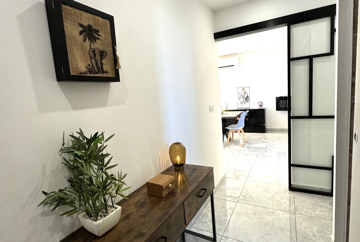 Villa moderne de 110 m² à Mably avec terrain clos et garage 