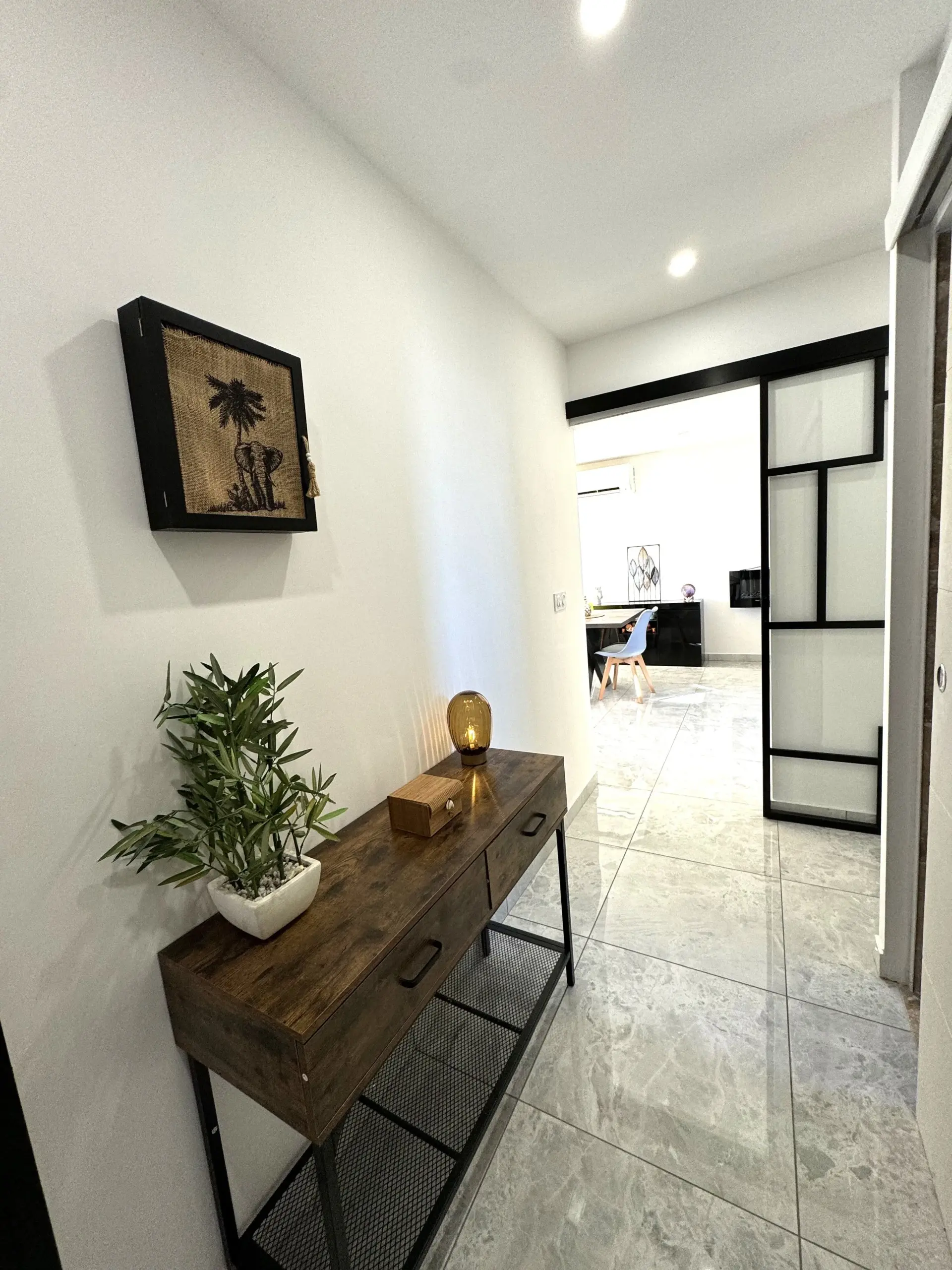 Villa moderne de 110 m² à Mably avec terrain clos et garage 